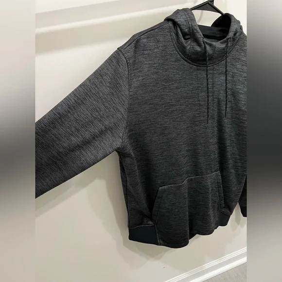 Under Armour Hoodie - Picture 4 of 4